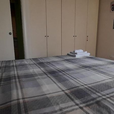 Claude Cozy Corner-Apartment Парма Екстериор снимка