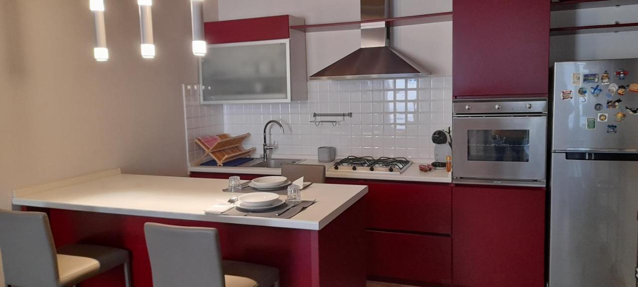 Claude Cozy Corner-Apartment Парма Екстериор снимка